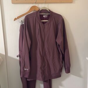 Women’s Carhartt Scrub Set Jacket & Pants 2XL dusty purple